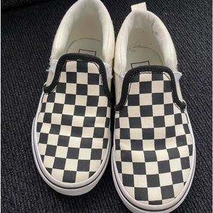 Vans black and white checker